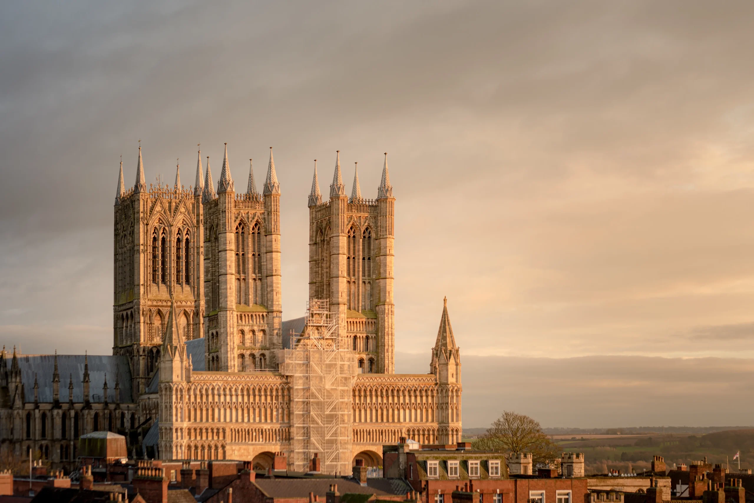 How to Reduce Taxable Income in the UK: 10 Simple Ways 