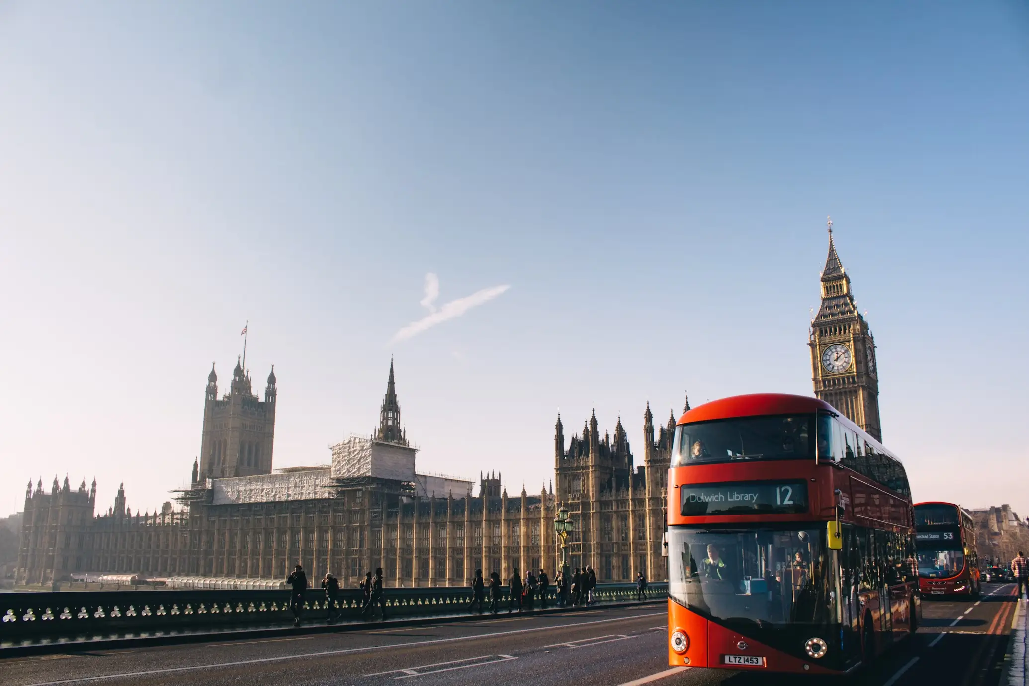 How to Avoid Stamp Duty in 2025: 8 Best Ways 